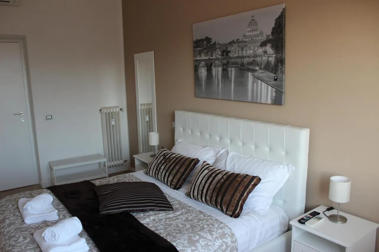 Panoramic View Of St. Peter Apartment Rome