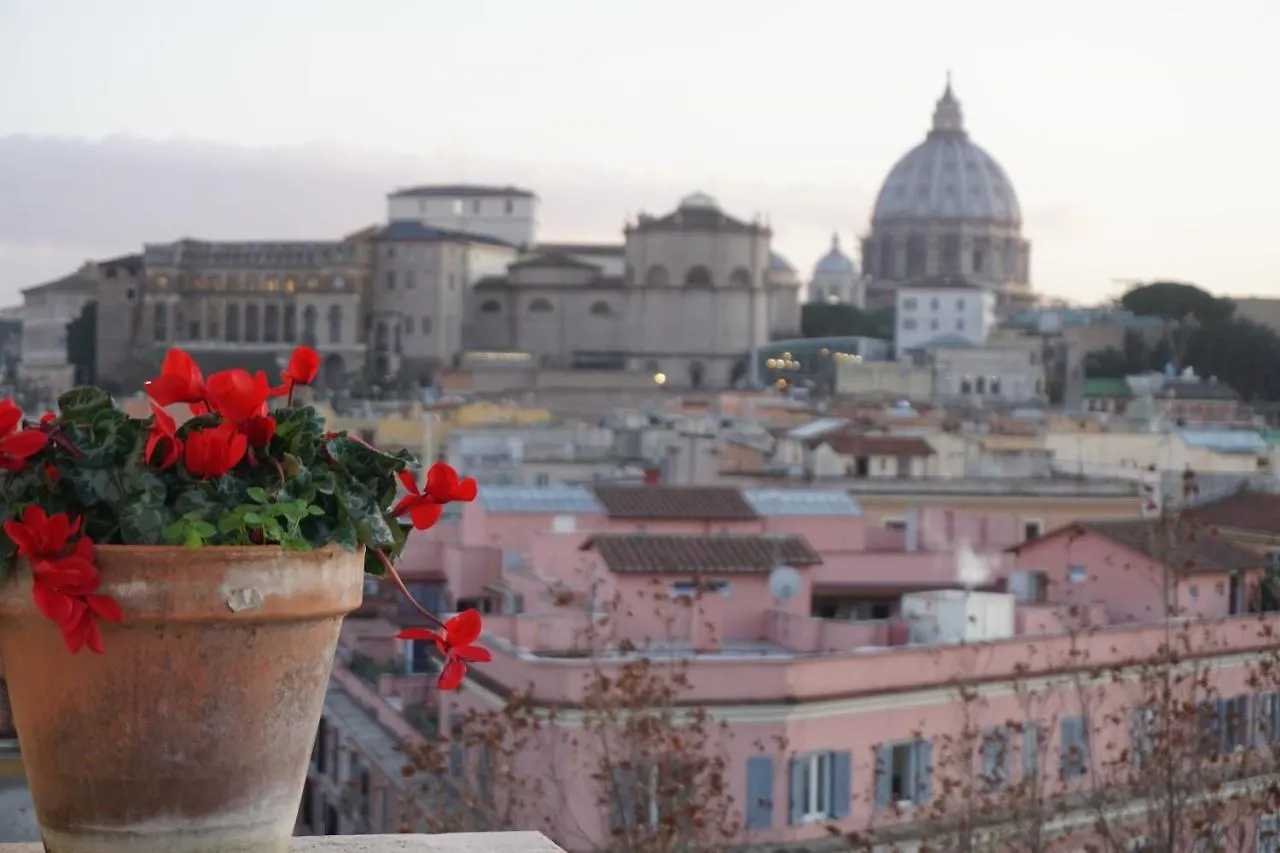 Panoramic View Of St. Peter Apartment Rome